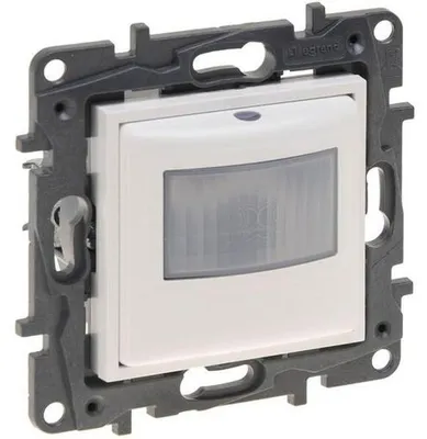 Immagine prodotto di Sensore di movimento Legrand, 3 fili, angolo di rilevamento 170°, 500 (863149A VALENA)