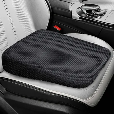 Produktbild von Keilförmiges Autositzkissen - Sitzkissen aus Memory-Schaum - 6 cm - Sitzverbesserung - Höhenverstellbar - Für Büro, Auto und Rollstuhl - Schwarz
