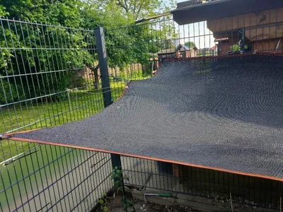 Immagine prodotto di Tenda da sole ombreggiante per esterni, dimensioni 3 x 3 metri, protezione UV al 95%, resistente alle intemperie, ideale per giardino e terrazza