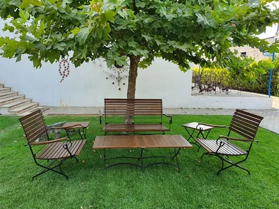 Produktbild von Casa Padrino Jugendstil Garten Möbel Set Dunkelbraun / Schwarz - 1 Couchtisch 1 Sitzbank 2 Stühle 2 Beistelltische - Barock & Jugendstil Gastronomie & Garten Möbel