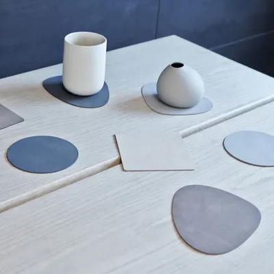 Produktbild von LindDNA Glasuntersetzer Curve Grau