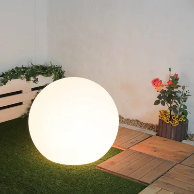 Produktbild von Gartenleuchte Kugel weiß Durchmesser 80 cm E27 max. 60W Kunststoff Wegeleuchte Dekoleuchte außen Kugelleuchte Garten Lampe Außenbereich