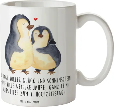 Produktbild von Mr. & Mrs. Panda Tasse 1. Hochzeitstag Papierhochzeit - Weiß - Geschenk, Geschenke, Trinkbecher, Kaffeetasse, Hochzeitserinnerung, handgefertigte, Teetasse, Heiraten
