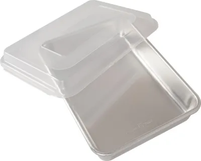 Produktbild von Backform, Rechteckig, mit Deckel, 25 x 34 cm, Aluminium, Nordic Ware | Naturals