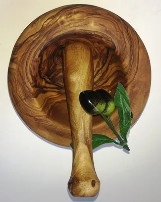 Produktbild von Mörser und Stößel Set ELLI, aus massivem Olivenholz, 14 cm, traumhafte Maserung, Handarbeit aus Kreta