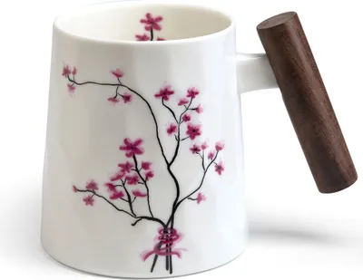 Produktbild von Becher Kirschblüte mit Holzgriff