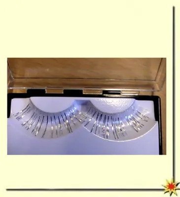 Produktbild von Rainbow Wimpern weiß/silber für Fasching, Karneval & Mottoparty inkl. Kleber
