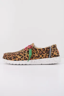 Immagine prodotto di Sneakers Del Marchio Hey Dude Del Modello Wendy Getaway Lace Animal Print