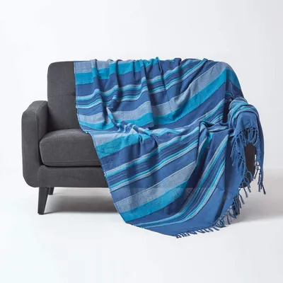 Produktbild von Tagesdecke Morocco in Blau, Sofaüberwurf aus 100% Baumwolle, weiche Wohndecke 150 x 200 cm mit Fransen