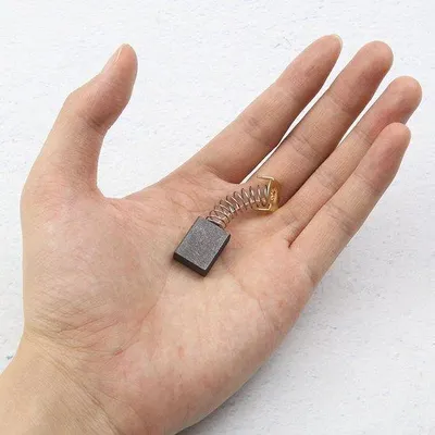 Obrázek produktu pro 2 páry uhlíkových kartáčů pro elektrické nářadí