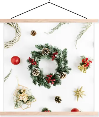 Produktbild von MuchoWow® Textilposter Winter - Weihnachten - Kranz 60x60 cm mit holzfarbenen Rahmen - Wanddekoration