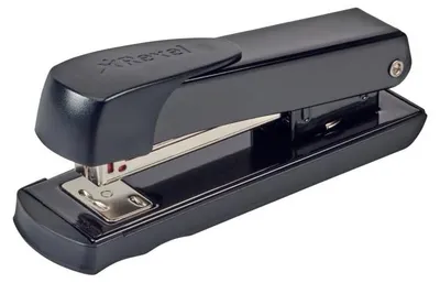 Image de Agrafeuse Rexel Meteor noire, jusqu'à 20 feuilles, en plastique