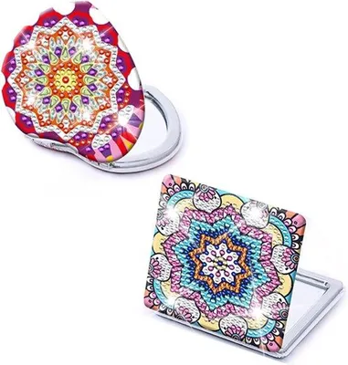 Productafbeelding van Unyqoos® 2-delige set compacte spiegels – dubbelzijdige, opvouwbare reisspiegel met diamantenmotief, draagbare make-up spiegel voor meisjes en vrouwen