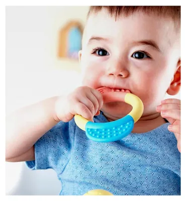 Produktbild von Set aus Rassel und Beißring aus Reiskunststoff, Babyspielzeug, Ringrassel und klappernder Beißring, ab Geburt