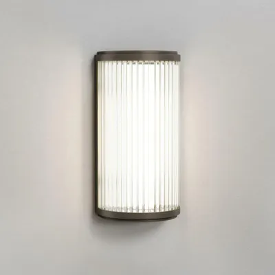 Productafbeelding van ASTRO Wandlamp Versailles 250, dimbaar, 4,5 W, 3000 K, brons, 1380025
