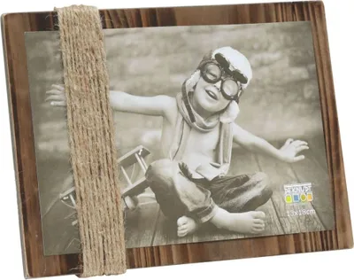 Obrázek produktu pro Deknudt S67UA2 hnědý malovaný držák fotografií se šňůrkami 13x18 cm