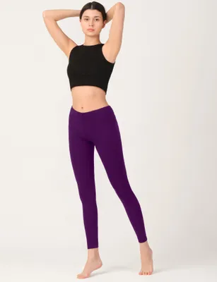Produktbild von Basic Leggings Lang aus atmungsaktiver Viskose Violett,Gr.52/54