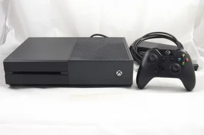 Produktbild von Xbox One Grundgerät (ohne Kinect Sensor)