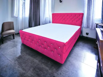Produktbild von Boxspringbett mit Kristallen CARMEN II 180 x 200 cm Amor Velvet 16 Dunkelrosa zwei Bettkästen und H2 Matratze,Komplett-Set mit Matratze und Topper