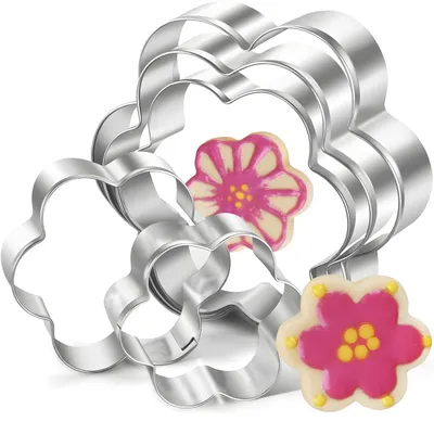 Image de Emporte-pièces en forme de fleurs, lot de 5 pièces en acier inoxydable, couleur argent