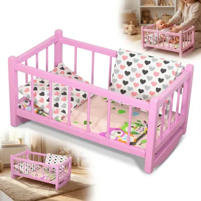 Produktbild von Ein Puppenbett aus Holz, eine rosa Wiege mit grauer Bettwäsche mit Herzmuster und eine Matratze