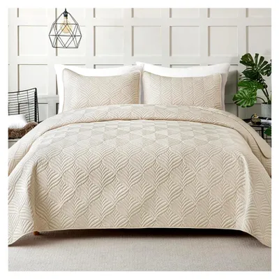 Produktbild von Moderne Tagesdecke 240x260 cm, Bettüberwurf mit 2 Kissenbezüge, Mikrofaser Bettdecke mit Prägemuster, Leichte und Weiche Bettwäsche für 4 Jahreszeiten, Beige