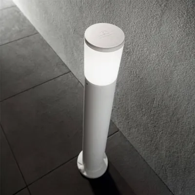 Produktbild von Moderne Stehleuchte Athena Kunststoff Weiß 1 Licht E27