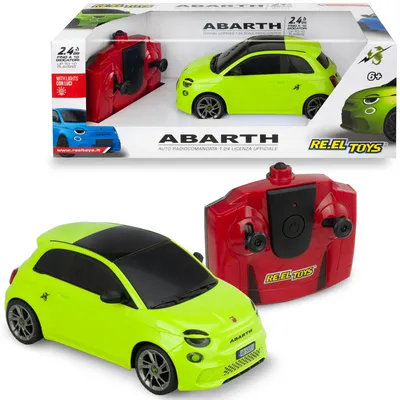 Obrázek produktu pro Abarth 500e RC, model sportovního auta v měřítku 1:24, zelený, délka 14 cm, ovládané dálkovým ovládáním