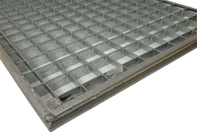 Produktbild von Xanie Gitterrost 30/30 100x50cm (Bauhöhe 25mm)