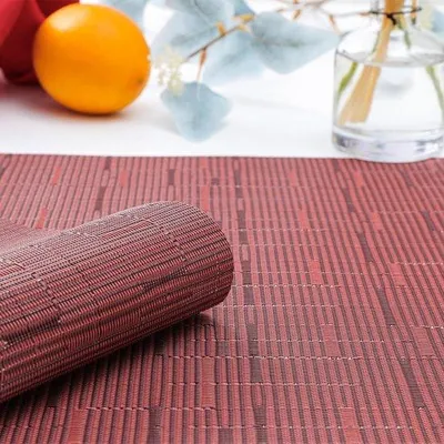 Produktbild von Hitzebeständige, rote, abwasbare Placemats, 30x45cm, 6-teilig, antirutsch