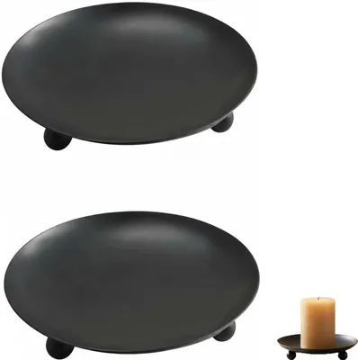 Immagine prodotto di 2 candelabri in metallo dorato, altezza 10 cm