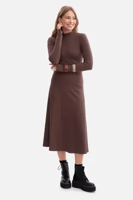 Immagine prodotto di BeWear Abito da donna in maglia Microgam B299 marrone scuro M