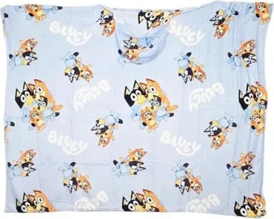 Produktbild von Bluey u Bingo Flanell Decke XL - Warme Kapuzen Kuscheldecke 120x150 cm