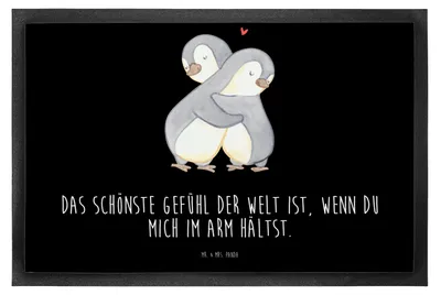Produktbild von Mr. & Mrs. Panda Sauberlaufmatte Pinguine Kuscheln 50 x 75 cm - Schwarz - Geschenk, Mitbringsel, fußmatte, Fussmatte, für Frauen, Freund, Valentinstag, Bodenvorleger