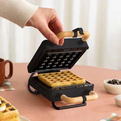 Produktbild von STONE STUDIO - Sandwichgrill und Waffeleisen mit austauschbaren Platten