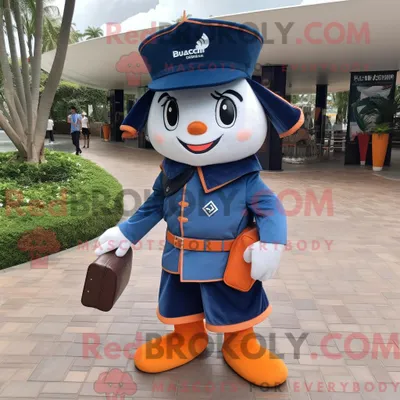 Produktbild von Maskottchen REDBROKOLY eines Mandarins in Marineblau mit Bootcut-Jeans und Messenger-Taschen