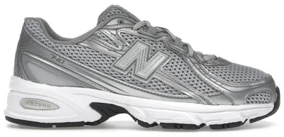 Obrázek produktu pro New Balance U740 Barva Stříbrná