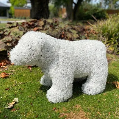 Produktbild von AniPlants Kunstrasen Deko Figur Eisbär weiß Gartendeko 56 cm