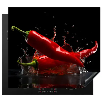Produktbild von KitchenYeah© Herdabdeckplatte Paprika - Rot - Schwarz - Wasser - Gemüse , 59x51cm, Küche Deko, Glaskeramikkochfeld Herdabdeckung, Abdeckplatte fùr Kochfeld