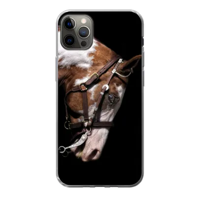 Produktbild von MuchoWow® Handyhülle Schutzhülle Hülle für iPhone 13 Pro Max Pferd - Halfter - Flecken Silikon Softcase Handy Hülle - Mobiltelefon