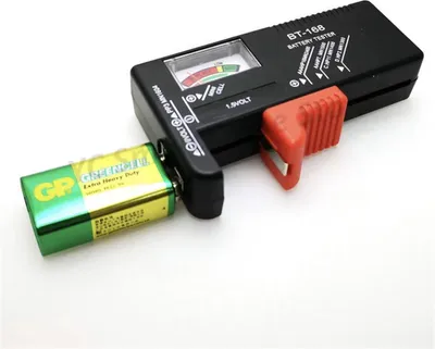 Obrázok produktu pre CHPN – Tester batérií – Testovanie batérií – Analógové testery batérií – Univerzálne – Otestujte svoju batériu