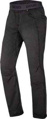 Mánia Jeans Organic Pants von Ocun; schwarze Kletterhose für Herren mit seitlichen Taschen.