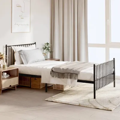 Imagen del producto de Maison Exclusive: Estructura de cama con cabecero y piecero de metal , dimensiones 107x203 cm