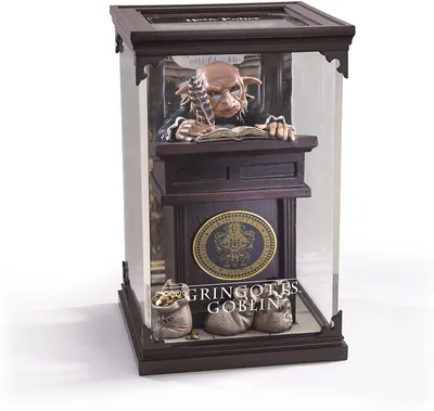 Zdjęcie produktu dla Harry Potter Magiczne Stworzenia Statua Gringotta Goblina 19 cm