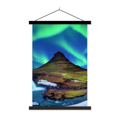 Produktbild von MuchoWow® Textilposter Nordlicht - Sternenhimmel - Island - Berg - Grün - Wasserfall - See 120x180 cm mit schwarzem Rahmen - Fotos