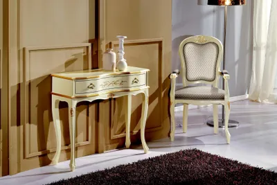 Zdjęcie produktu dla Elegancki projektant fotel barokowy Włoskie drewniane krzesło meble do salonu