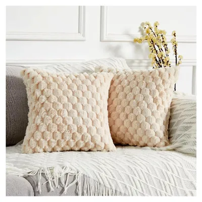 Produktbild von 2er Set superweiche Plüsch Kissenbezüge Kunstpelz Kissenhüllen Dekorative Sofakissen Dekokissen Weicher Zierkissenbezug für Sofa Couch Bett Wohnzimmer 45 x 45 cm Beige