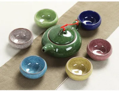 Image de Omgoods - Service à thé en porcelaine comprenant une théière et 6 tasses, dans des couleurs vives