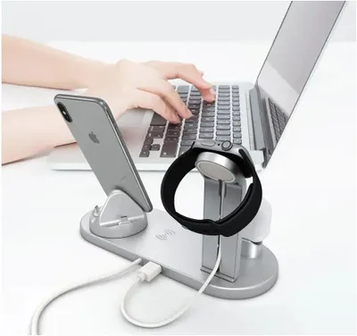 Immagine prodotto di stazione di ricarica wireless QI 3-in-1 per smartphone, cuffie e smartwatch
