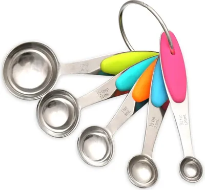 Produktbild von H&S Edelstahl Messlöffel 5er Set zum Backen und Kochen – 5x Edelstahl-Küchenlöffel in verschiedenen Größen – Dosierlöffel mit Aufbewahrungsring aus